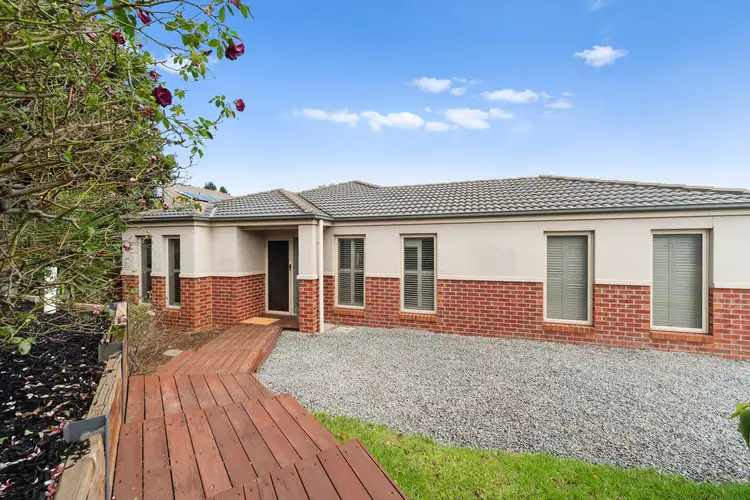 2 Joan Court, Skye VIC 3977