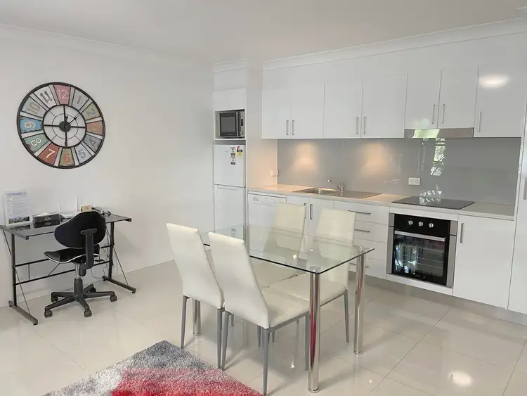 Third view of Homely apartment listing, 5/27 Birley Street, Spring Hill QLD 4000