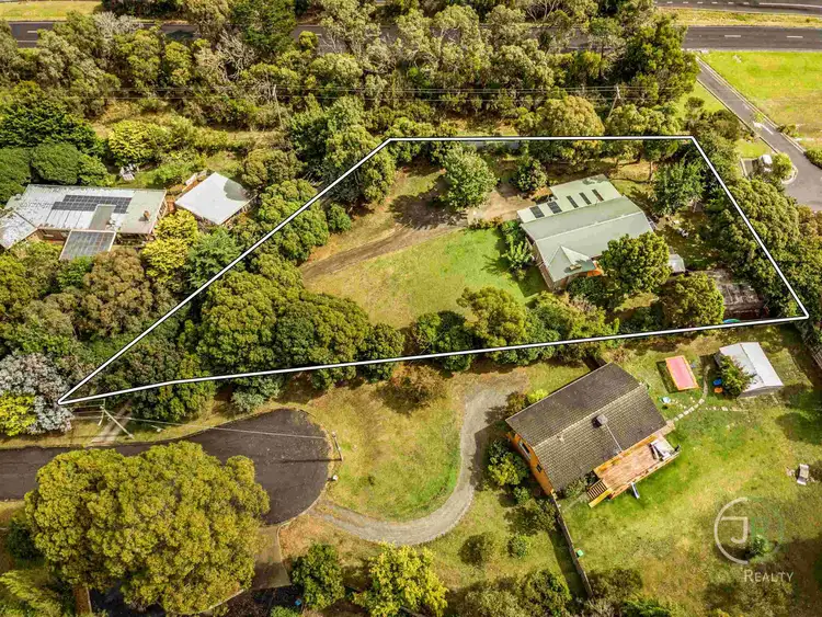 Second view of Homely house listing, 18 Barmah Court, Frankston South VIC 3199