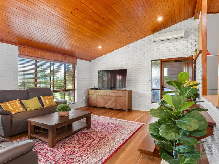 16 Marshall Street, Uki NSW 2484
