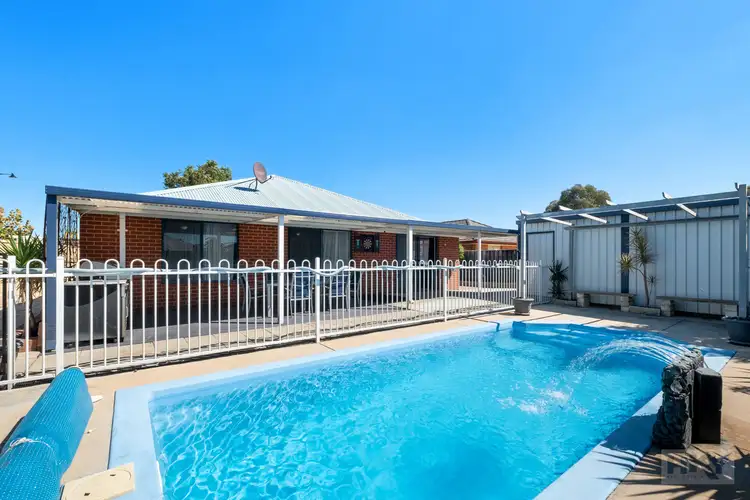 5 Mia Court, Ellenbrook WA 6069
