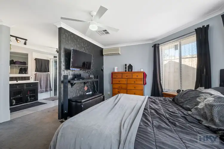 Sixth view of Homely house listing, 5 Mia Court, Ellenbrook WA 6069