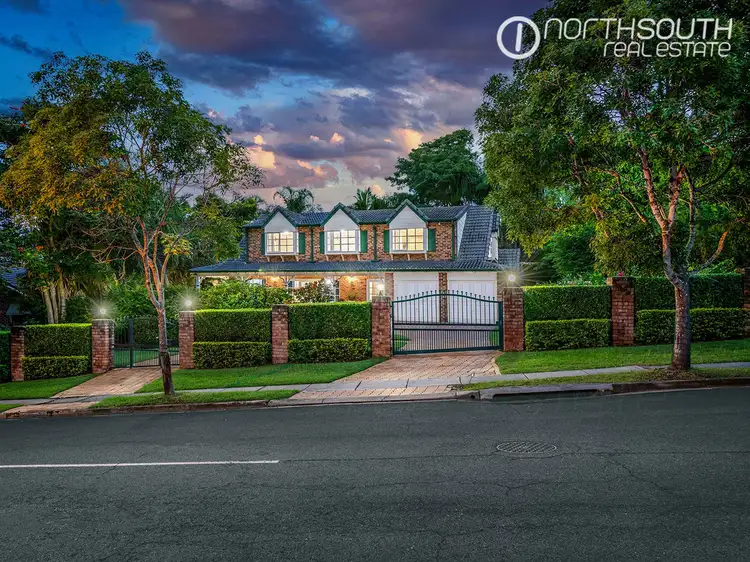 247 Mount Ommaney Drive, Mount Ommaney QLD 4074