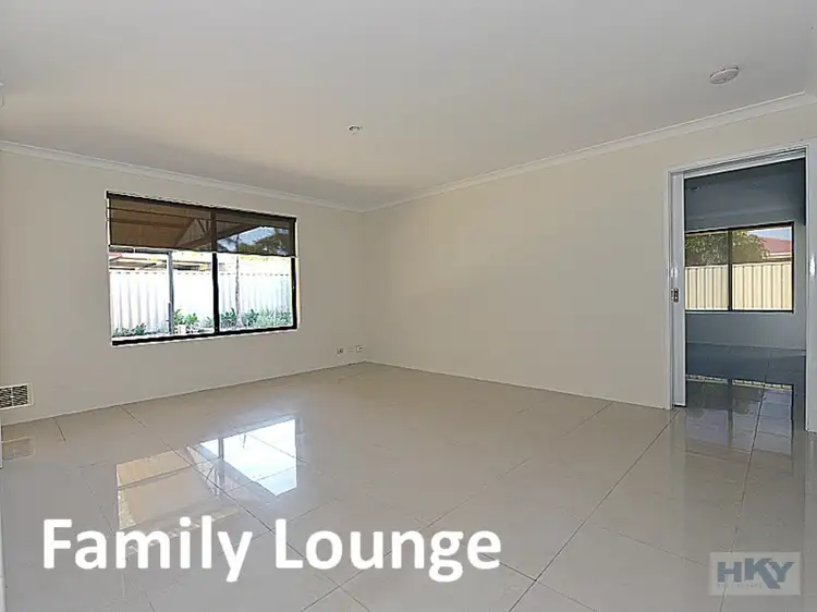 Sixth view of Homely house listing, 32 Carwoola Circle, Carramar WA 6031