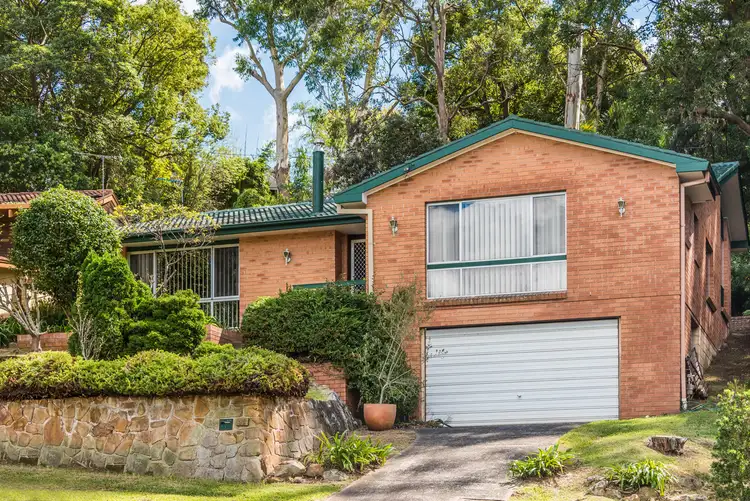 33 Gregory Street, Wyoming NSW 2250