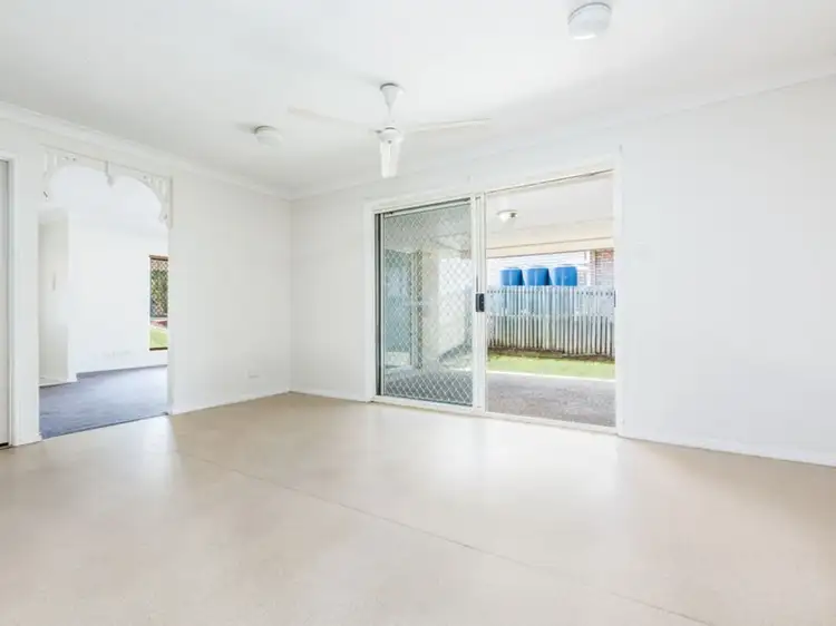 Fourth view of Homely house listing, 31 Jonquil Circuit, Flinders View QLD 4305