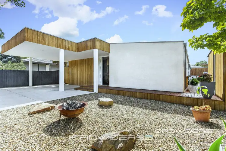 8 Driftwood Avenue, Rye VIC 3941