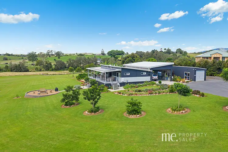 10 Don Lee Close, Armstrong Creek QLD 4520