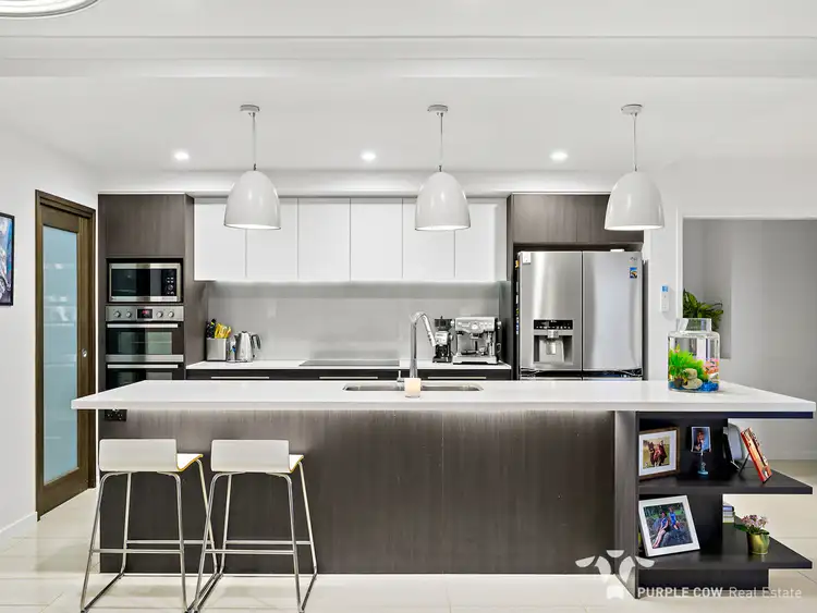 Second view of Homely house listing, 5 Daydream Crescent, Springfield Lakes QLD 4300
