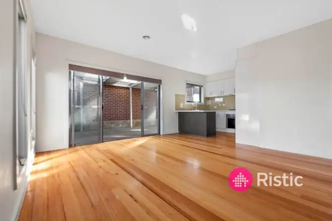 Fourth view of Homely house listing, 5/13 Blainey Cresent, Epping VIC 3076