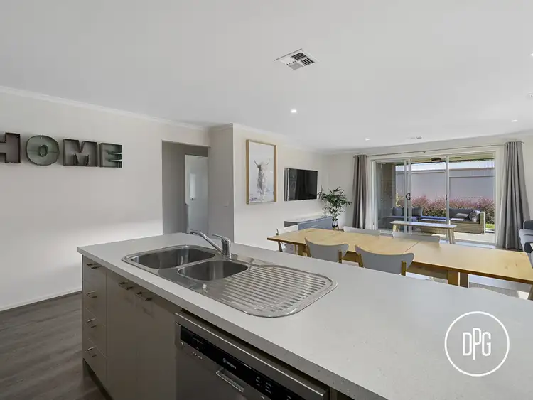 Sixth view of Homely house listing, 8 Stringybark Street, Mansfield VIC 3722