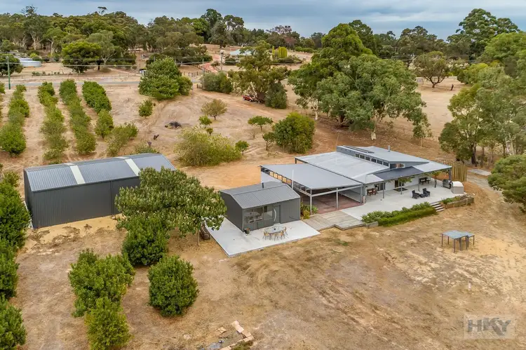 93 Meadowbrook Ramble, Bullsbrook WA 6084