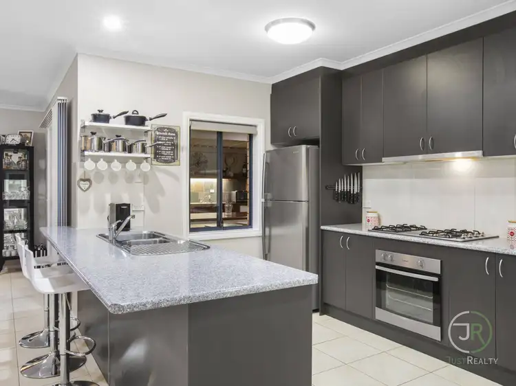 Second view of Homely house listing, 9 Dunferline Crescent, Cranbourne VIC 3977