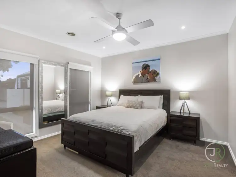 Sixth view of Homely house listing, 9 Dunferline Crescent, Cranbourne VIC 3977