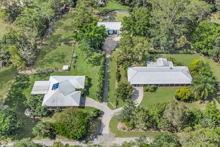 18 Davison Road, Camp Mountain QLD 4520