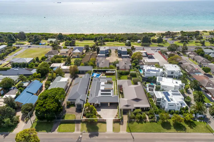 24 Maori Street, Rye VIC 3941