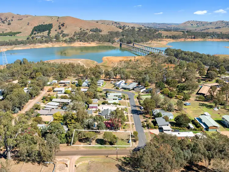 2 Chanro Court, Bonnie Doon VIC 3720