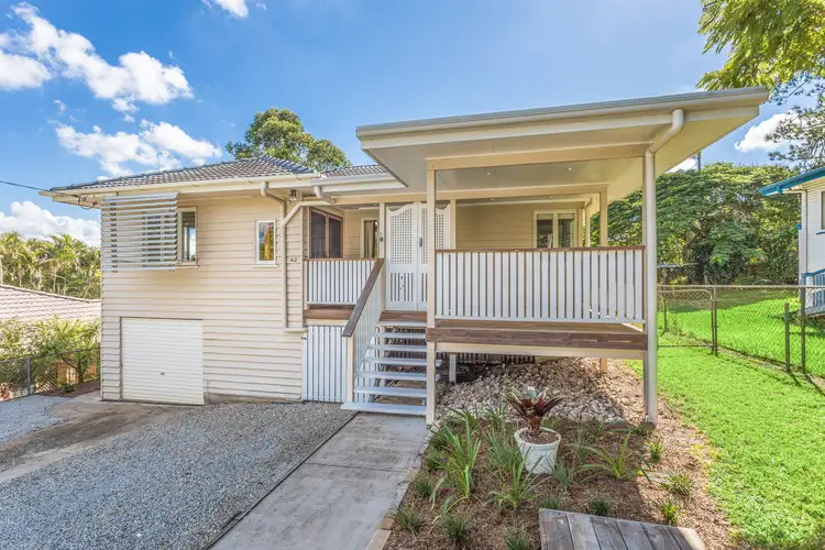 42 Young Street, Petrie QLD 4502