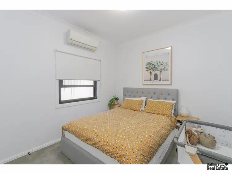 Fifth view of Homely semi-detached listing, 137 Russell Street, Bathurst NSW 2795