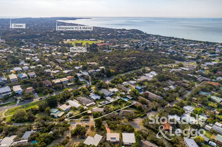 1 Roberts Street, Rye VIC 3941