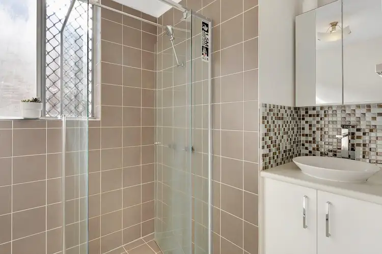 Fifth view of Homely unit listing, 2/20 Sammells Drive, Chermside QLD 4032