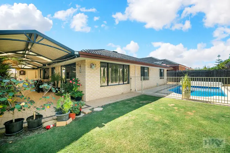 4 Glade Terrace, Ellenbrook WA 6069
