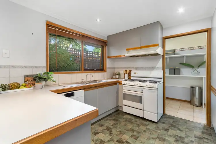 8 Josephina Court, Carrum Downs VIC 3201