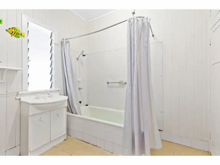 Fifth view of Homely house listing, 142 Richardson Road, Park Avenue QLD 4701