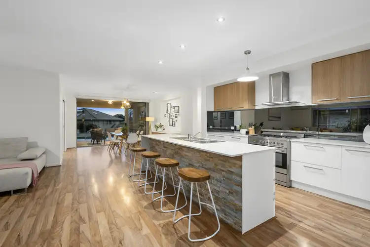 Sixth view of Homely house listing, 5 Ridgeline Way, Highland Park QLD 4211