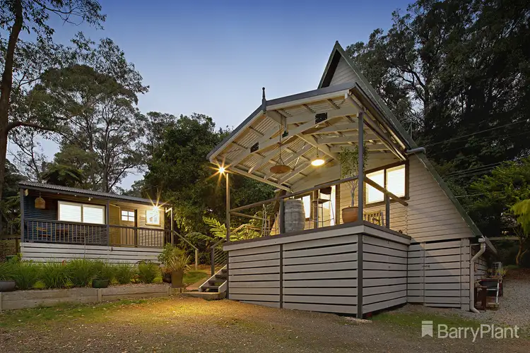 6 Charman Avenue, Emerald VIC 3782