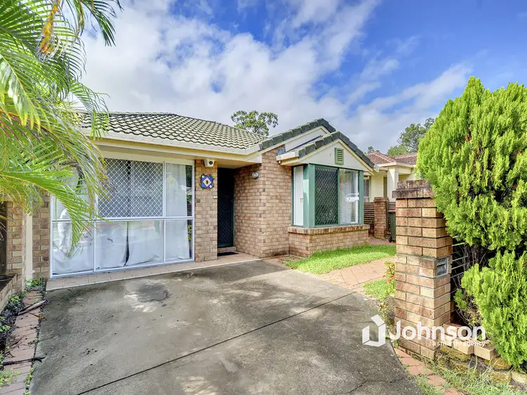 9 Clarence Place, Forest Lake QLD 4078