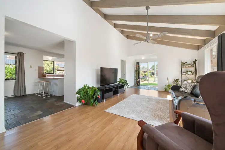 14 Firetail Court, Carrum Downs VIC 3201