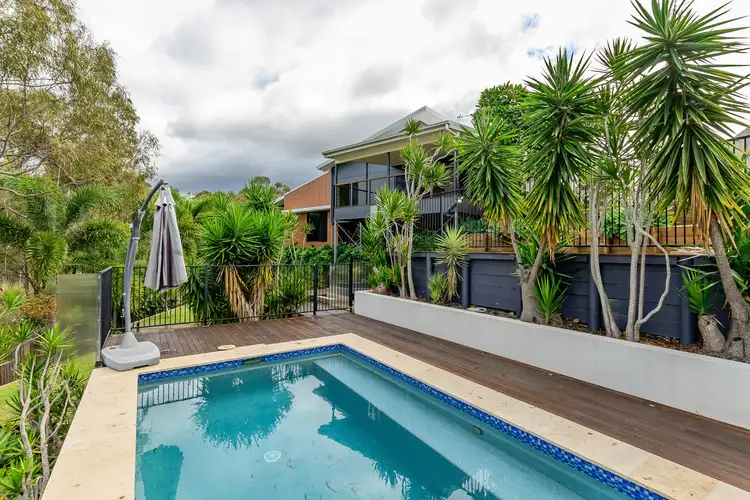 15 Eucalyptus Place, Kirkwood QLD 4680
