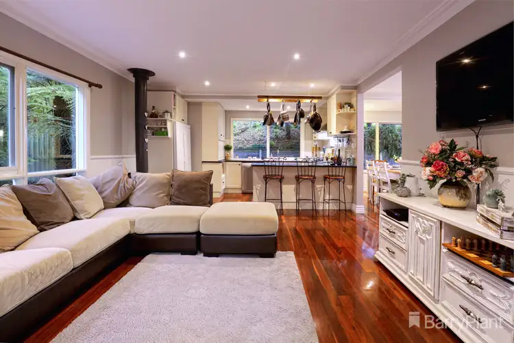 14 Caroline Crescent, Emerald VIC 3782