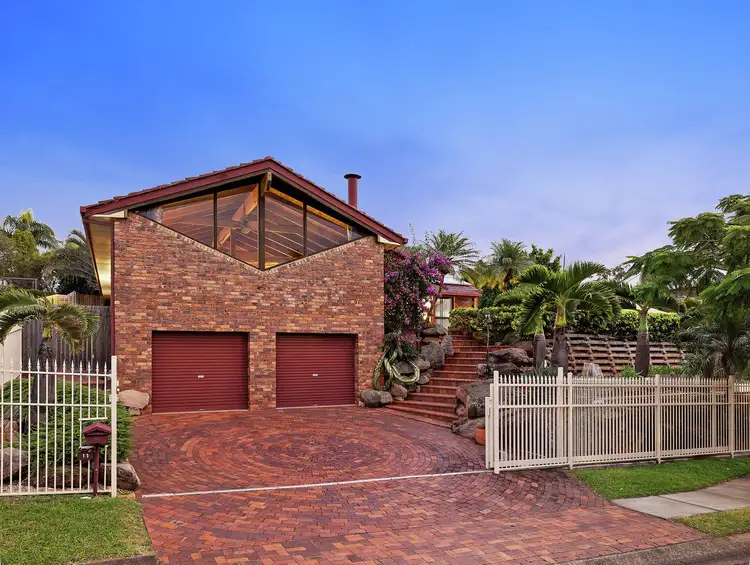 11 Faringdon Street, Robertson QLD 4109