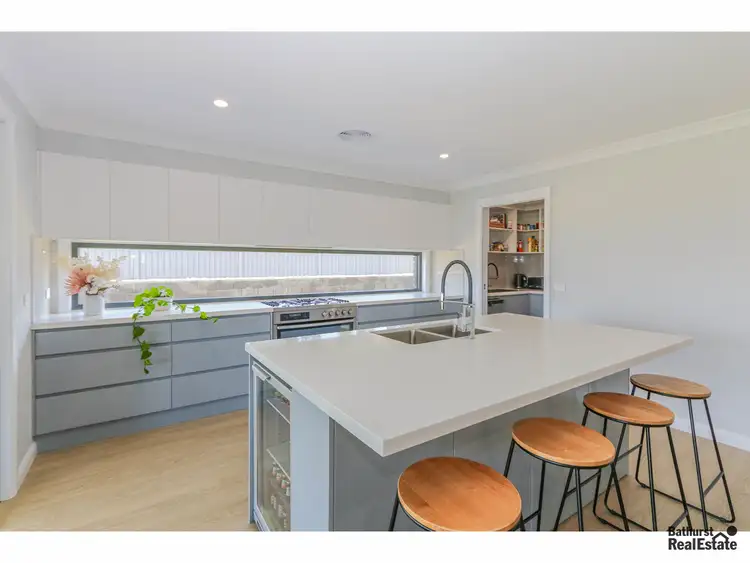 Fifth view of Homely house listing, 2 Alluvial Place, Kelso NSW 2795