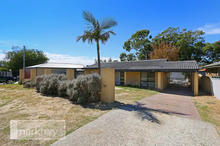 40 Allinga Crescent, Craigie WA 6025