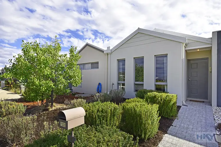 8 Dampiera Street, Dayton WA 6055