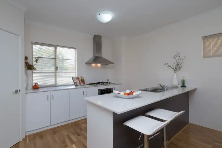 Third view of Homely townhouse listing, 1/8 Pearl Road, Cloverdale WA 6105