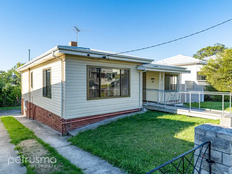 17 Cressy Street, New Town TAS 7008