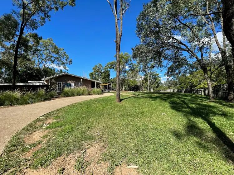 11 Illoura Grove, Karana Downs QLD 4306