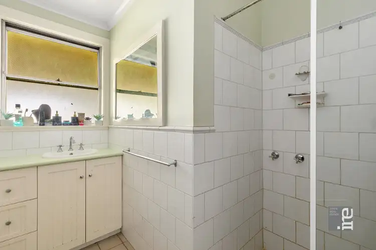 Fifth view of Homely house listing, 1 Shadforth Street, Wangaratta VIC 3677