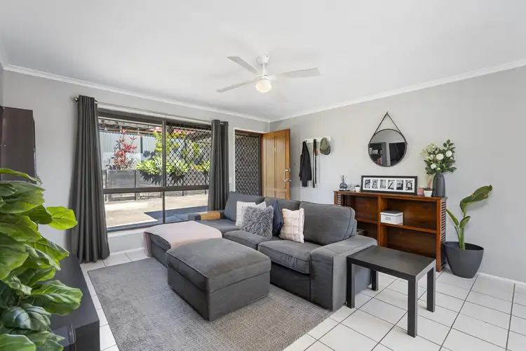 Sixth view of Homely semi-detached listing, 1/13 Gumbeel Court, Highland Park QLD 4211