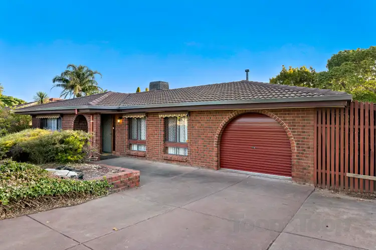 8 Whitlam Street, St Agnes SA 5097