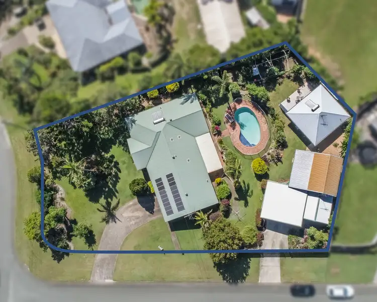 2 Banksia Street, Redland Bay QLD 4165