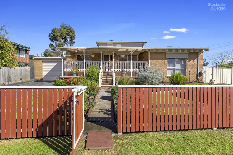 17 Parklands Avenue, Chirnside Park VIC 3116