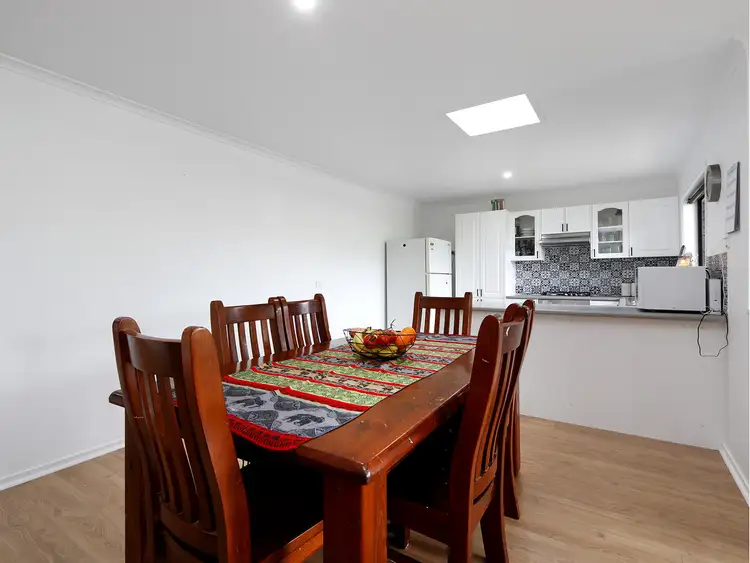Fifth view of Homely house listing, 18 Ellen Way, Sale VIC 3850