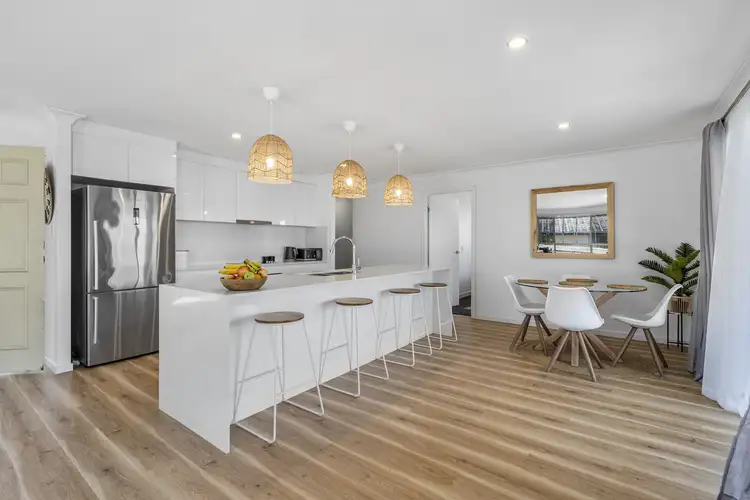 10 Convery Crescent, Highland Park QLD 4211