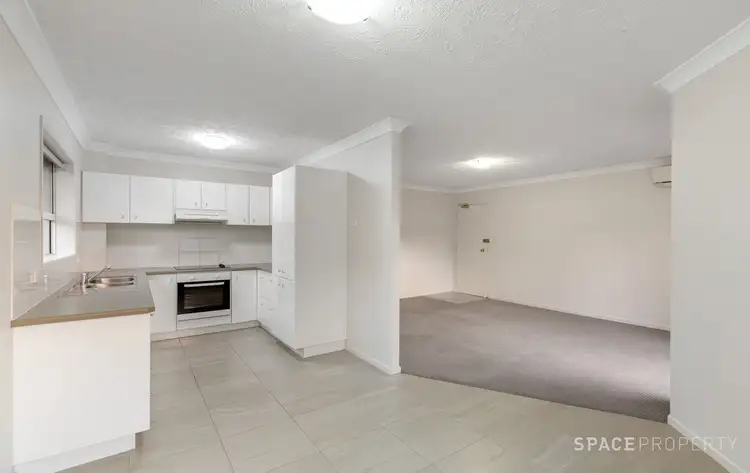 Second view of Homely unit listing, 2/42 Whytecliffe Street, Albion QLD 4010