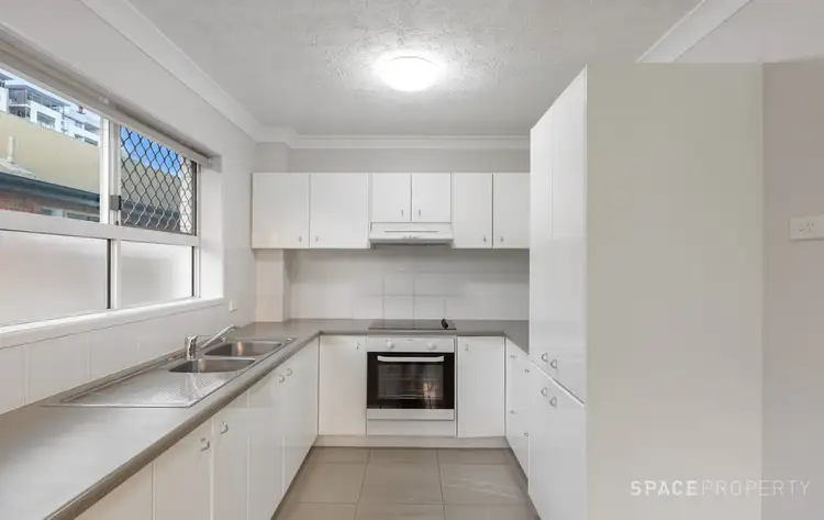 Fourth view of Homely unit listing, 2/42 Whytecliffe Street, Albion QLD 4010